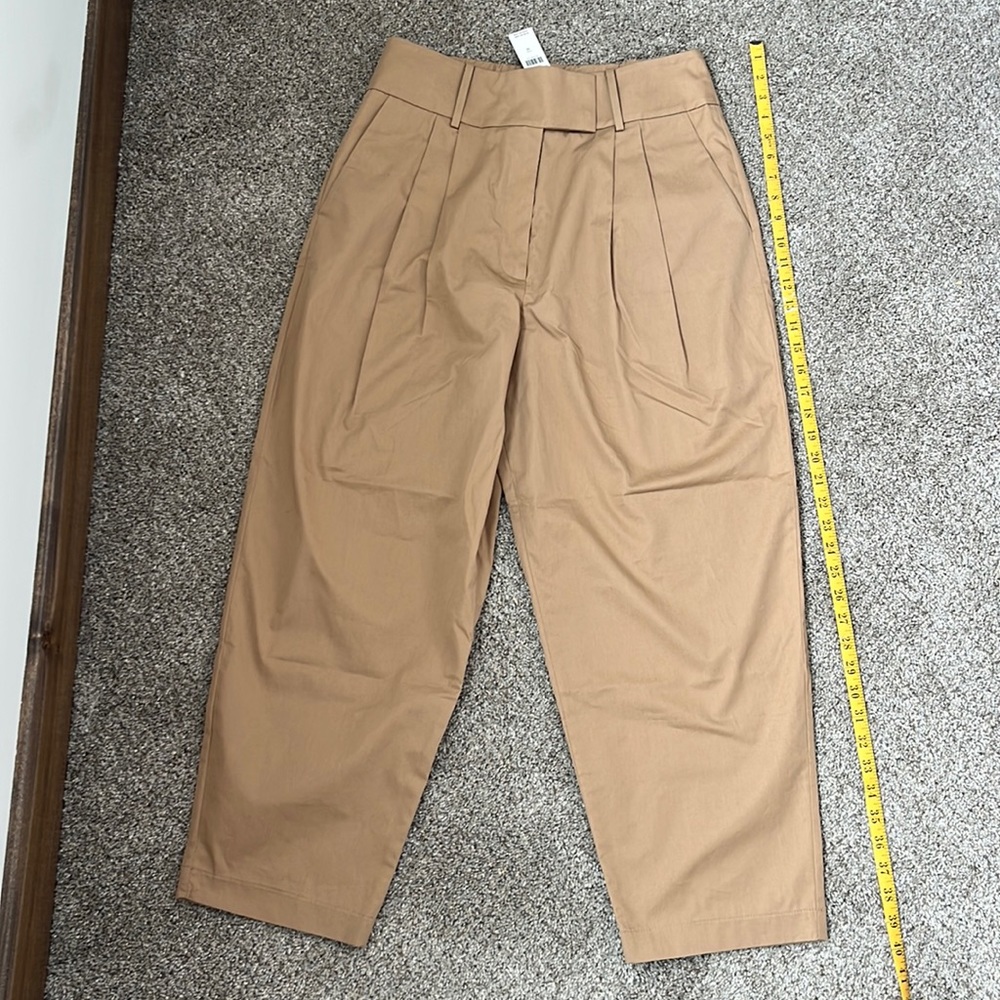 NWT Anthropologie Exquise Pants Womens Cedar Brown Pleated Chino Size M Medium